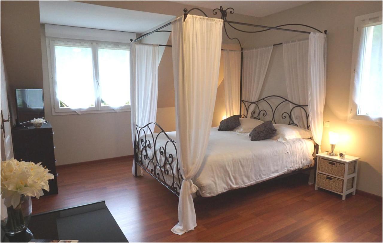 Bed and Breakfast Les Centauris Pléguien Zewnętrze zdjęcie
